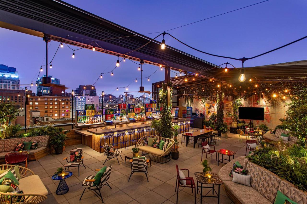 Moxy Nyc East Village New York Dış mekan fotoğraf