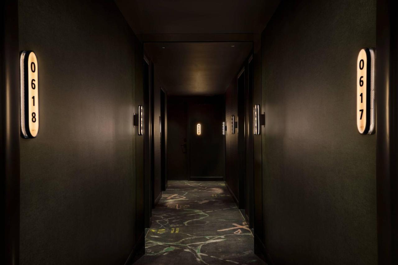 Moxy Nyc East Village New York Dış mekan fotoğraf