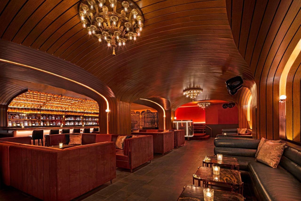 Moxy Nyc East Village New York Dış mekan fotoğraf