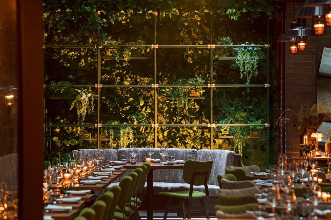 Moxy Nyc East Village New York Dış mekan fotoğraf