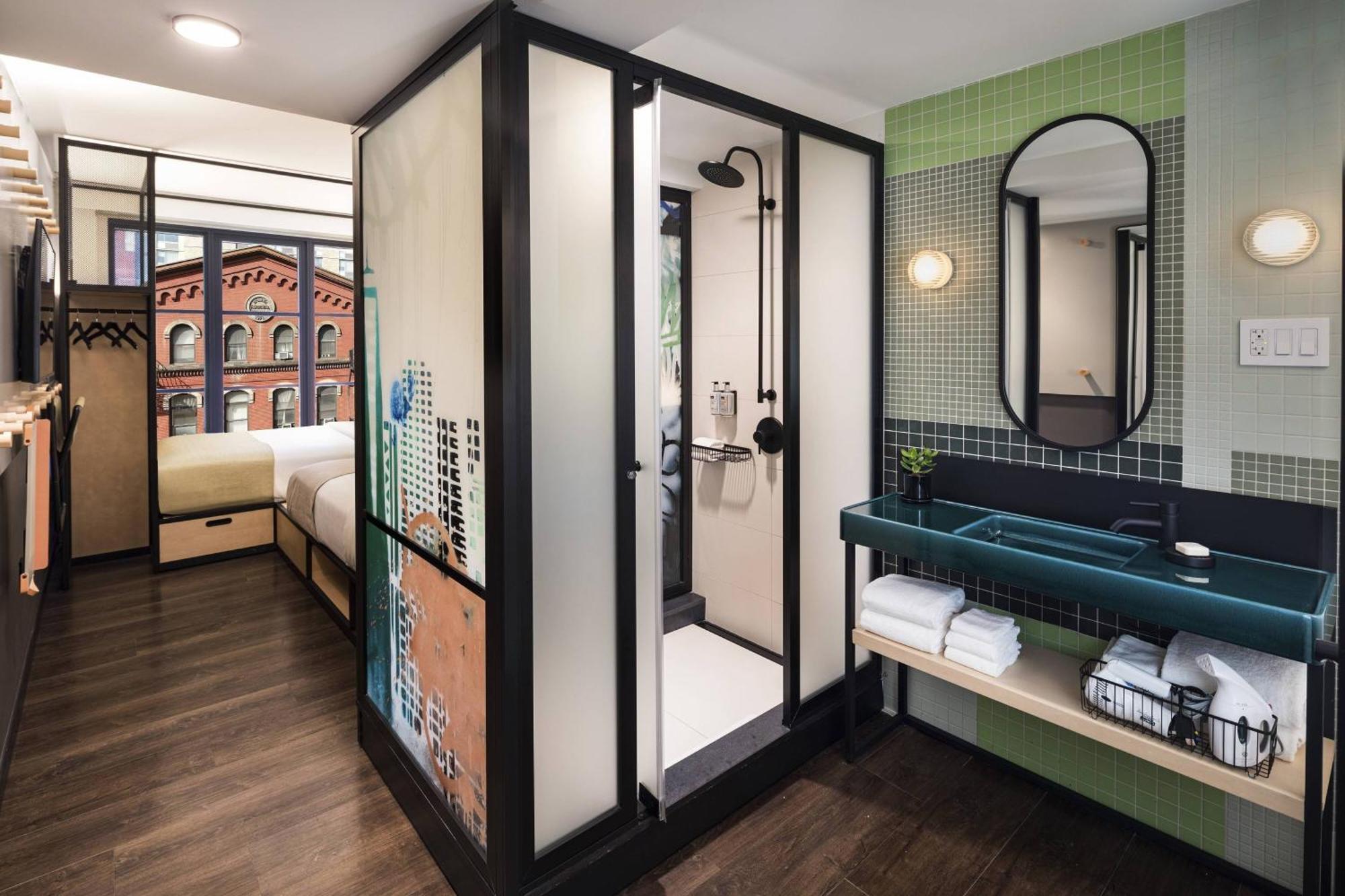 Moxy Nyc East Village New York Dış mekan fotoğraf