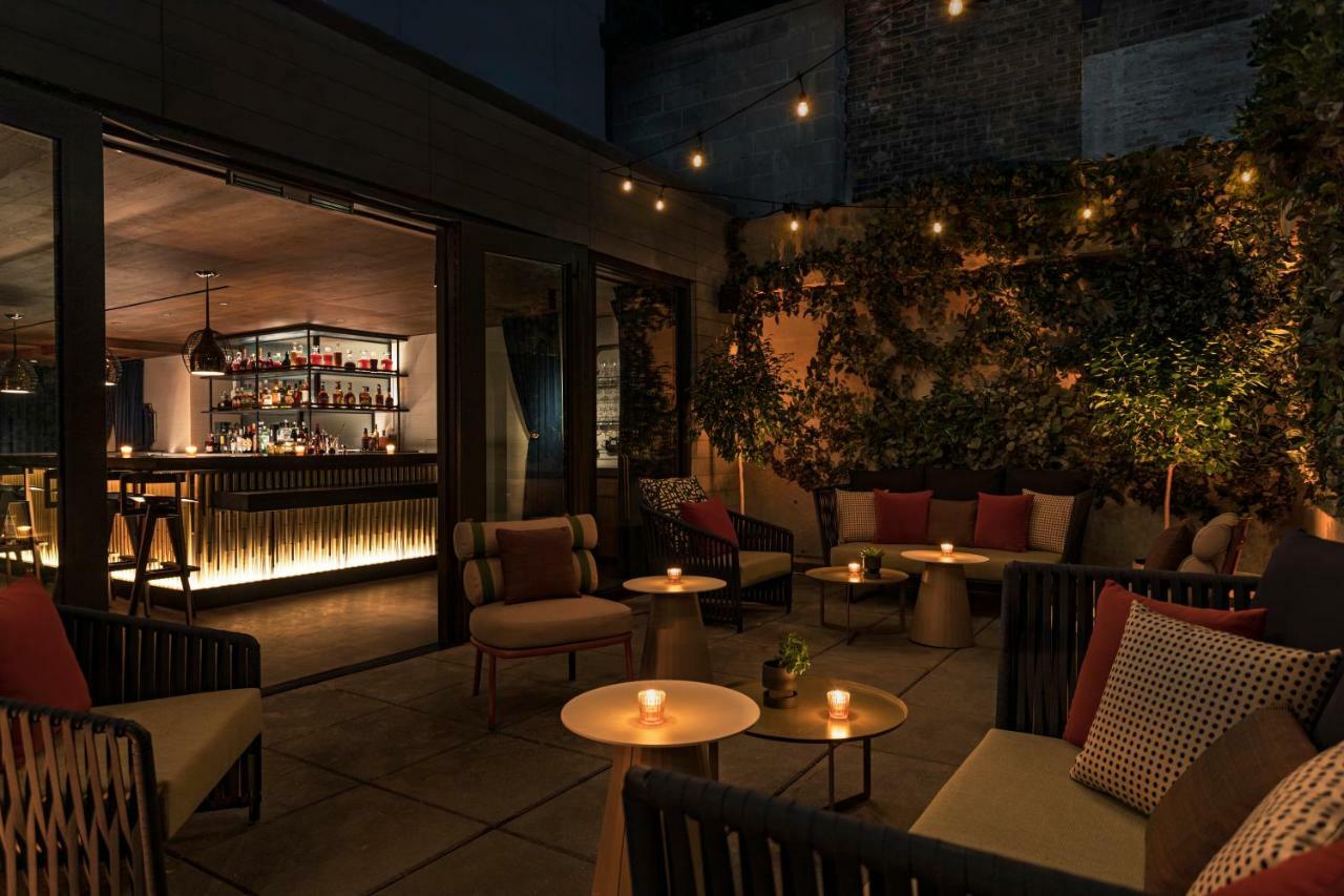 Moxy Nyc East Village New York Dış mekan fotoğraf
