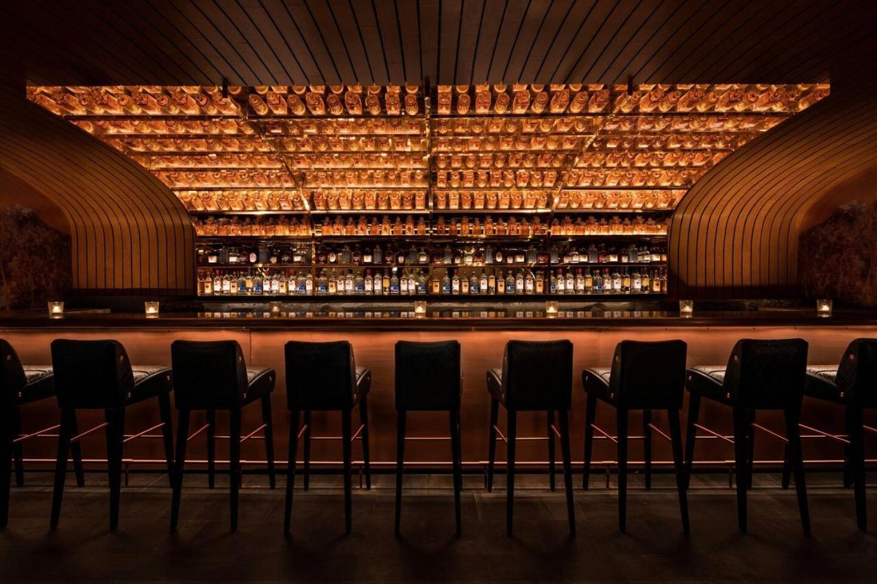 Moxy Nyc East Village New York Dış mekan fotoğraf